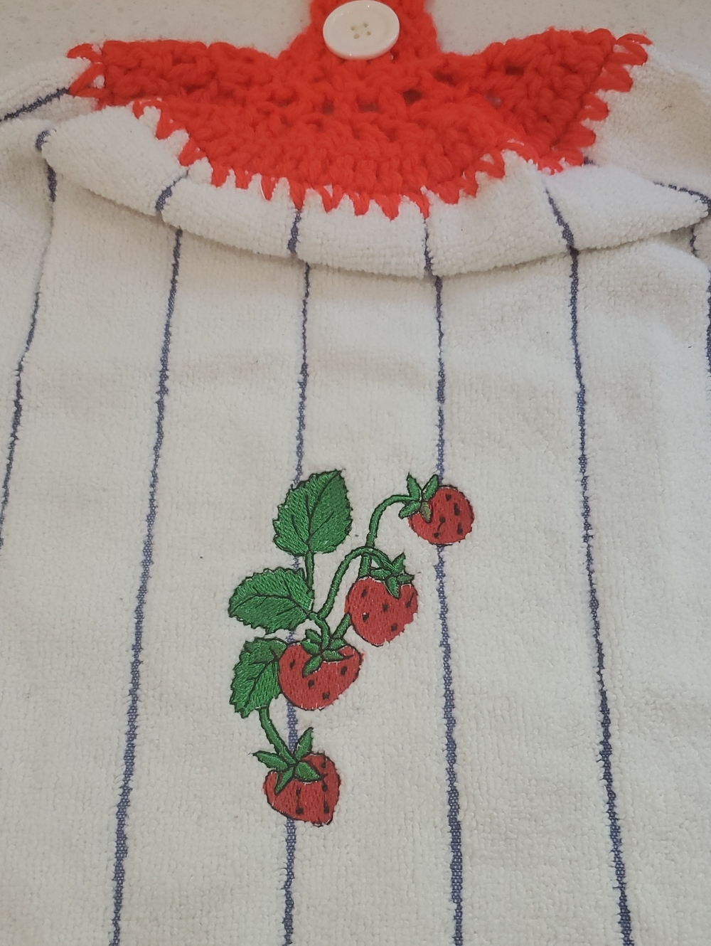 Vintage Strawberry Hand Towel